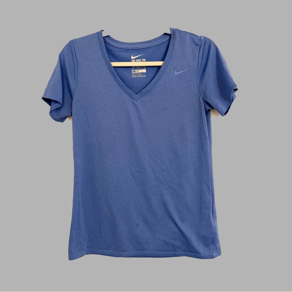 Nike Dri Fit Athletic Cut V Neck Blue Short Sleeve Shirt Medium EUC
